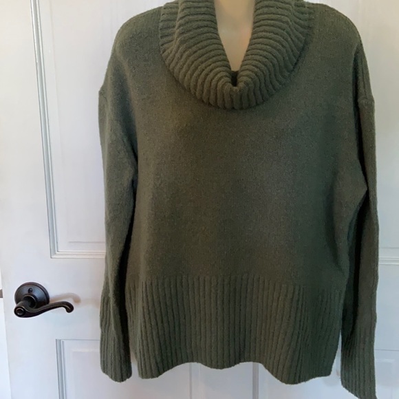 Rachel Zoe Sweaters - Rachel Zoe Green Oversized Cowl Sweater Sz XS